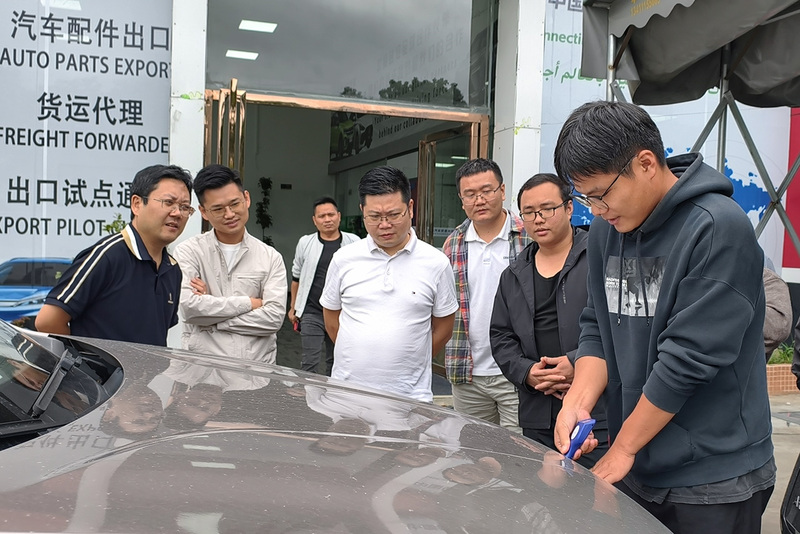 果歐漆膜儀深度使用者——專業的二手車評估師